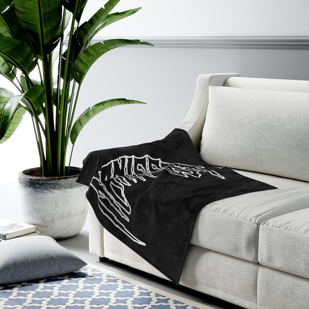 Manifest ™ Plush Blanket - black